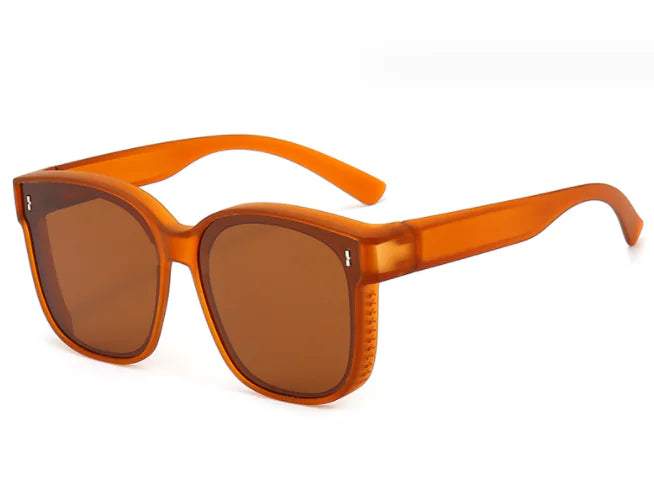 Sunscreen sunglasses for driving a mirror dual anti-glare