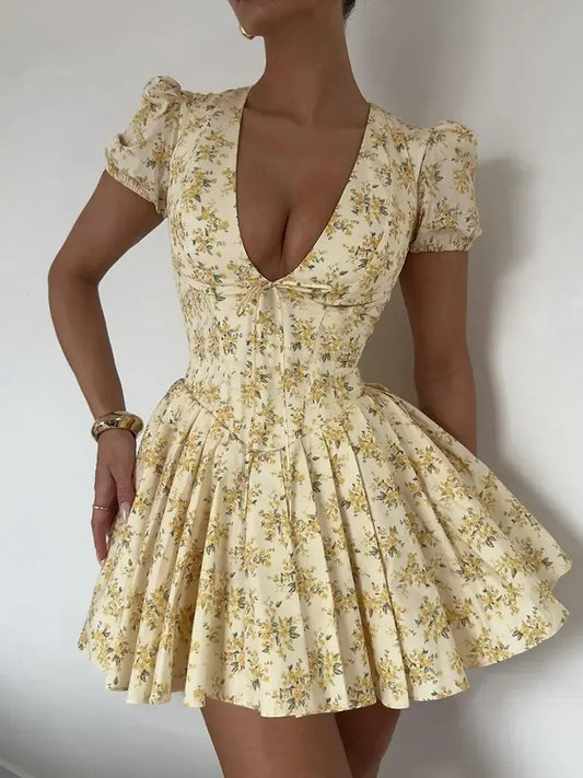 Vintage Bandage Mini Plisseekleid mit Schnürung und V-Ausschnitt