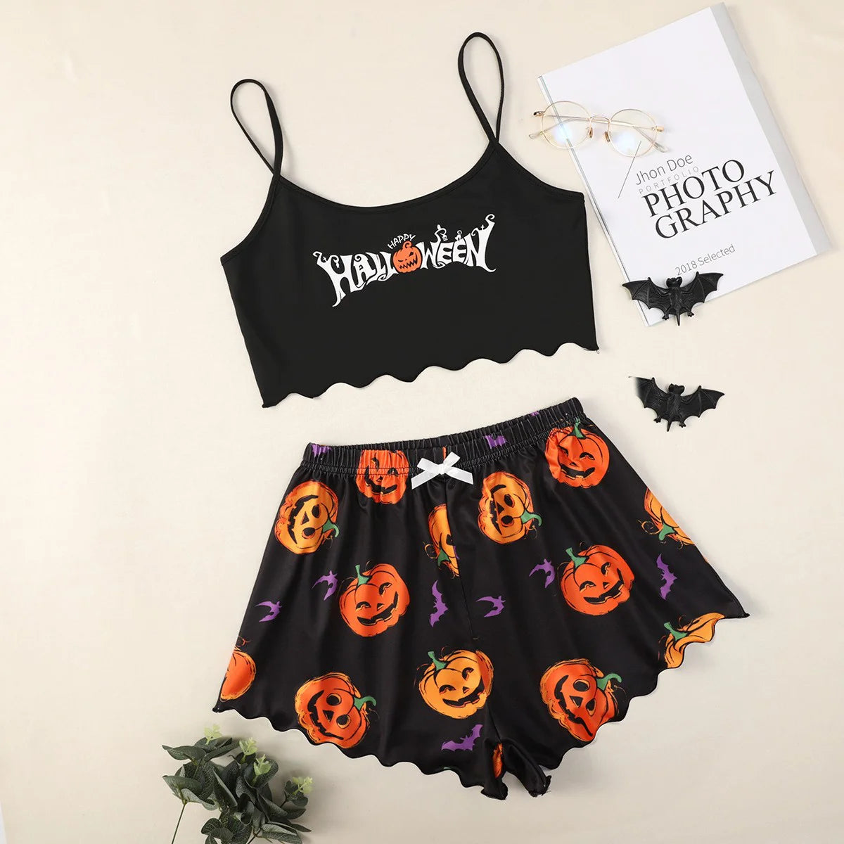 Spooktacular Comfort: Zweiteiliges Pyjama-Set aus Polyesterfaser mit Halloween-Motiven für Damen