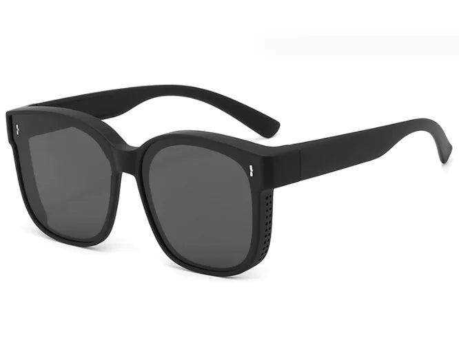 Sunscreen sunglasses for driving a mirror dual anti-glare