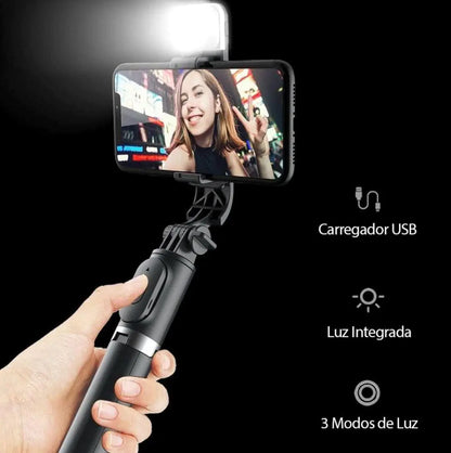 4 in1 Selfie Tripod With Integrated Light - Selfie 360